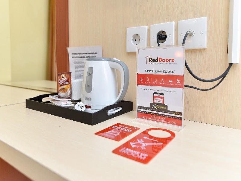 Reddoorz Plus Near Mall Bali Galeria 2 Denpasar Kültér fotó