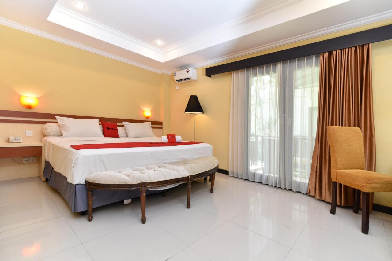 Reddoorz Plus Near Mall Bali Galeria 2 Denpasar Kültér fotó