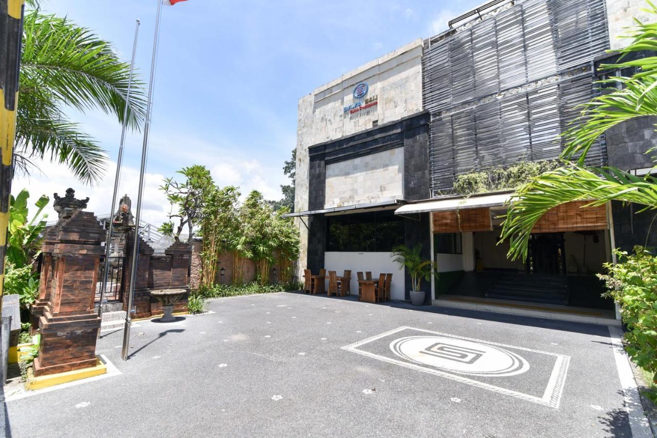 Reddoorz Plus Near Mall Bali Galeria 2 Denpasar Kültér fotó