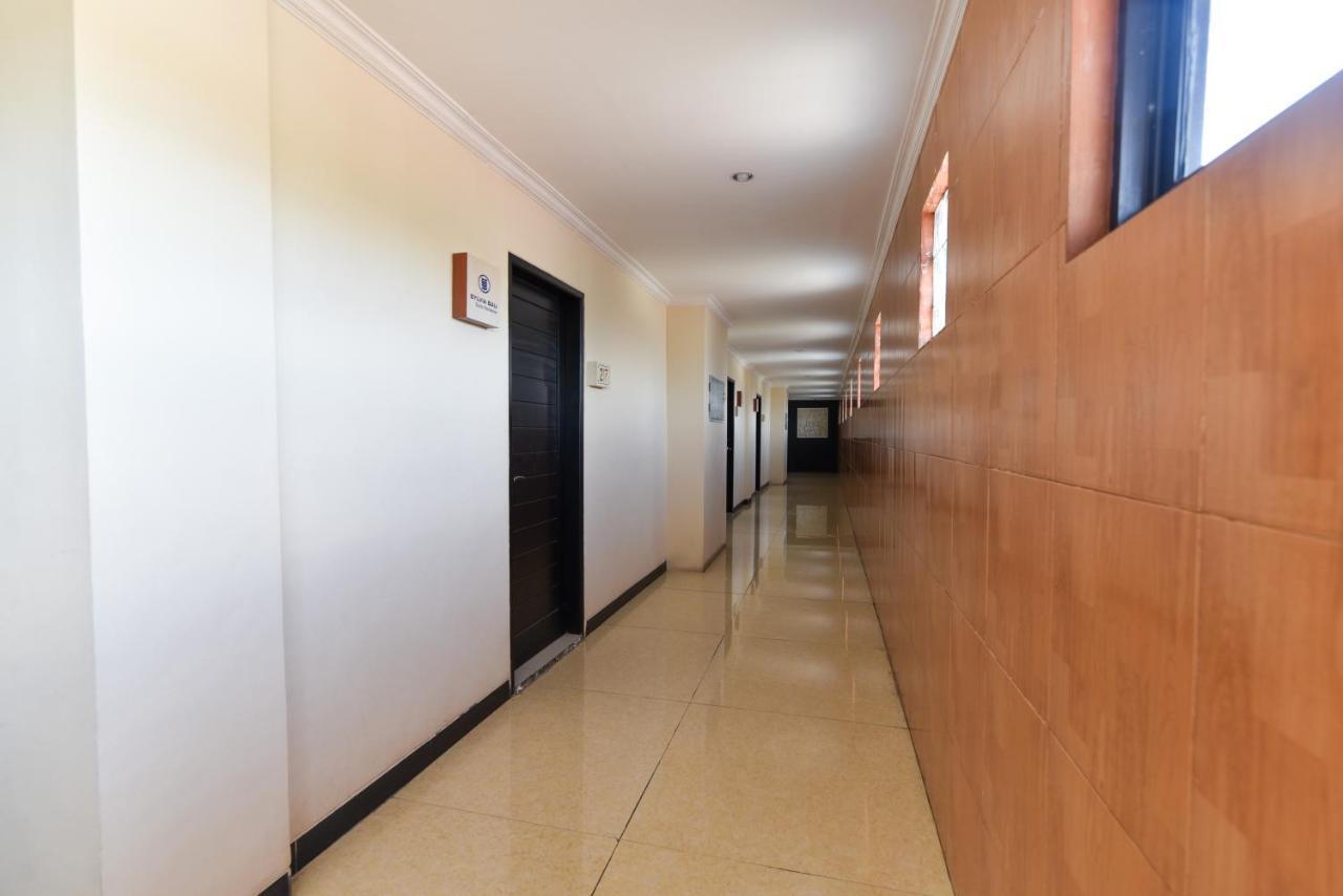 Reddoorz Plus Near Mall Bali Galeria 2 Denpasar Kültér fotó