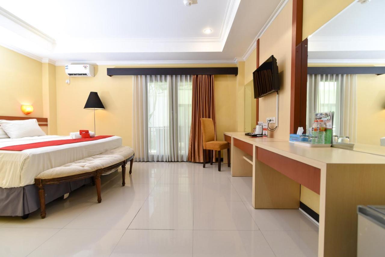 Reddoorz Plus Near Mall Bali Galeria 2 Denpasar Kültér fotó